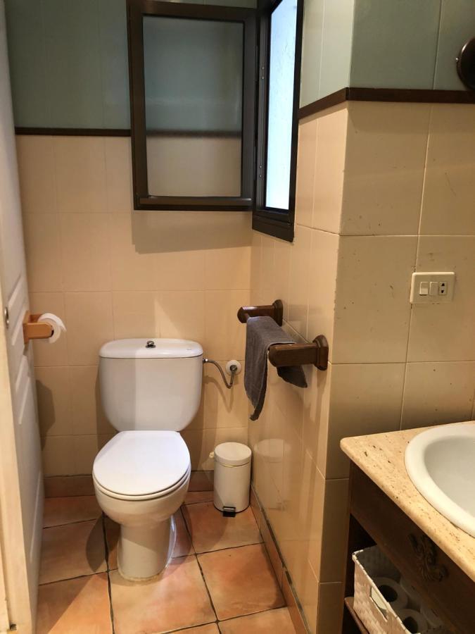 Basic apartment near Tabakalera&bus depot San Sebastian Bagian luar foto